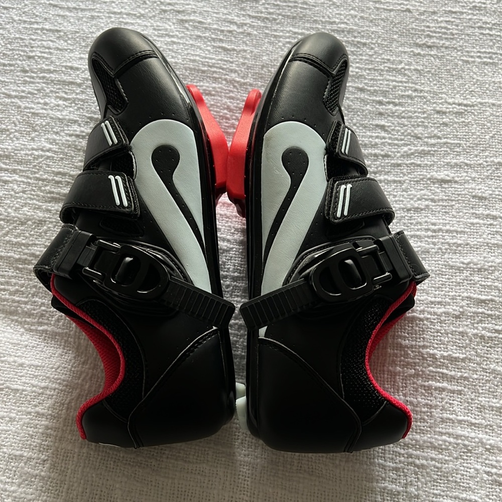 Peloton Shoes - Women Size 6. Brand New- used only a handful of times!